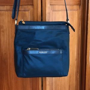Michael Kors navy purse